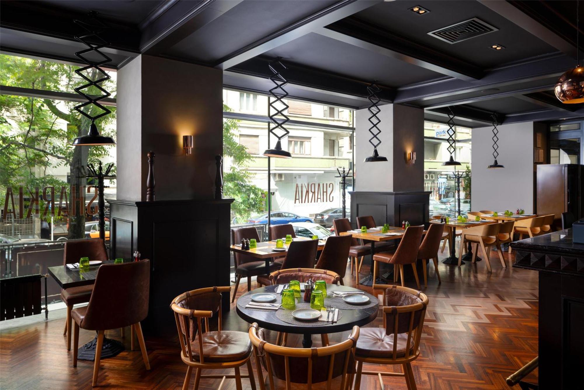 Park Inn By Radisson Bucharest Hotel & Residence Exterior foto